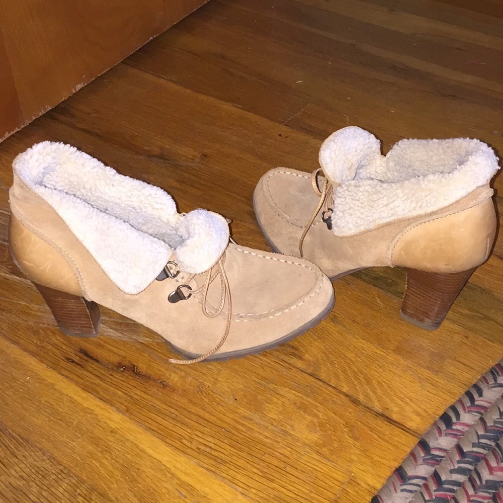 Audrey Brooke Roxy2 booties - Picture 2 of 2